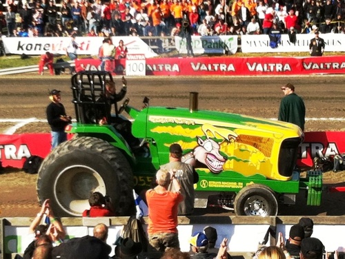 FM-deltävling i Tractor Pulling 3.7.2016