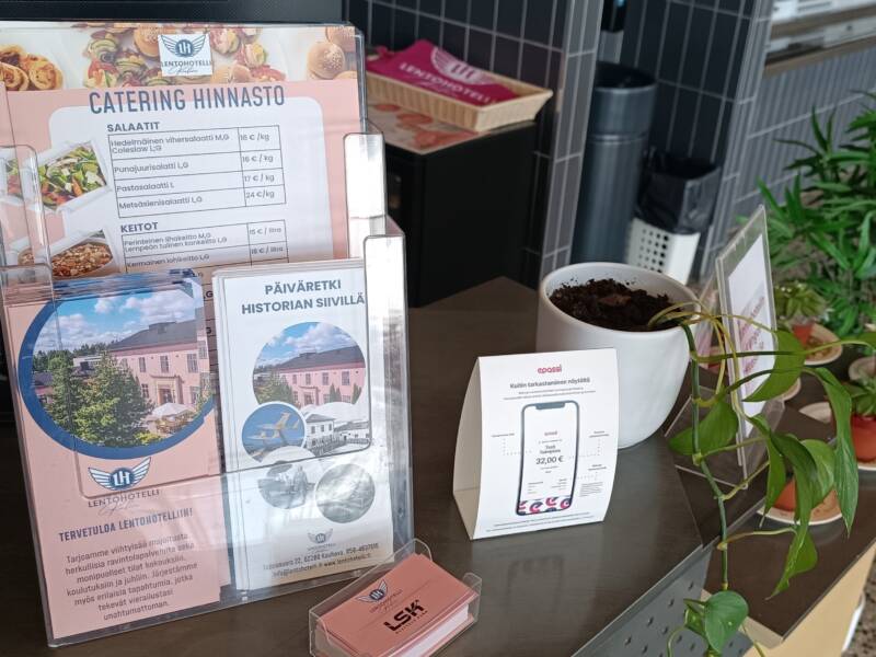 Ravintolan ilmoituksia.