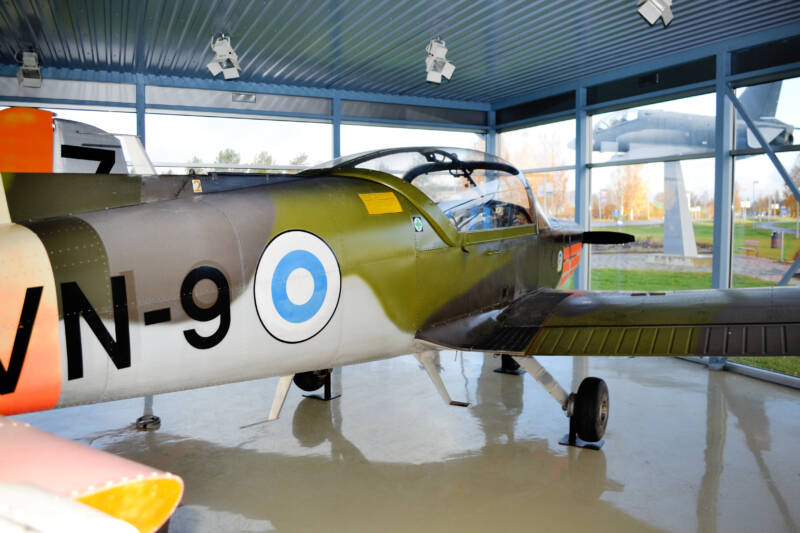 Valmet L-70 Vinka VN-9.