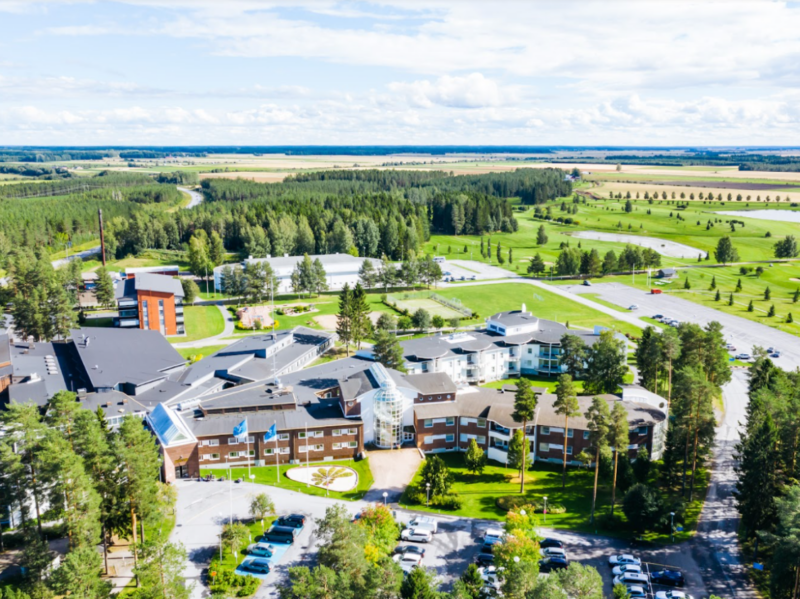 Ilmakuva Härmän Kylpylän alueeelta.