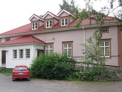 Häjyylyperinteenkeskus rakennus.
